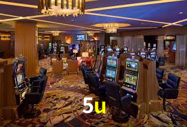 A Ascensão dos Esportes Eletrônicos: Um Novo Paradigma no Entretenimento